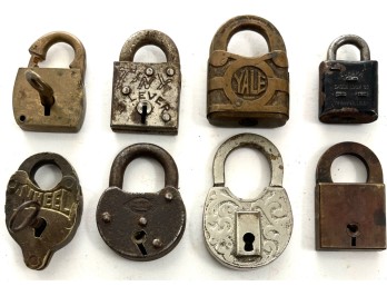 (8) SMALL VINTAGE VARIOUS PADLOCKS