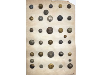 (34) VINTAGE MOSTLY BRASS UNIFORM BUTTONS