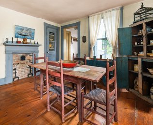 RED WASH FARMHOUSE TABLE W BREADBOARD ENDS