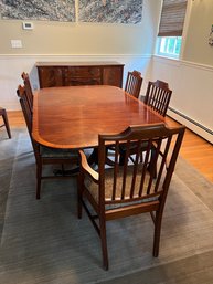 DUNCAN PHYFF STYLE MAHOGANY DINING ROOM SET