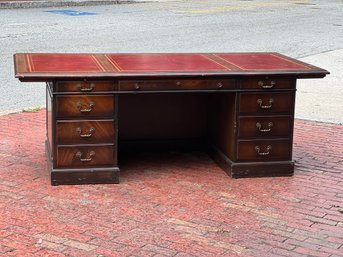 STOW & DAVIS LEATHER TOP BANKERS DESK