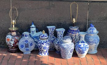 (8) DECORATIVE CHINESE VASES &  (2) LAMPS