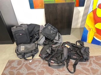 MISC GROUPING OF NICE QUALITY LUGGAGE
