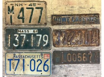 GROUP VINTAGE LICENSE PLATES