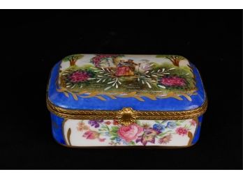 HAND PAINTED SEVRES JEWELRY CASKET