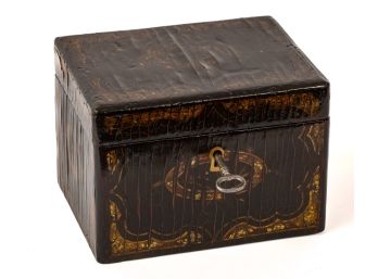 (19th c) CHINESE LACQUER TEA CADDY