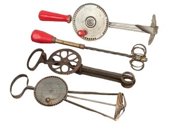 GROUPING OF VINTAGE & ANTIQUE HAND MIXERS