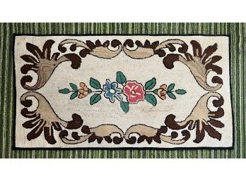 ANTIQUE GEOMETRIC FLORAL HOOKED RUG