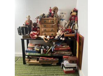 LARGE COLLECTION VINTAGE DOLLS, GAMES, ACCESSORIES