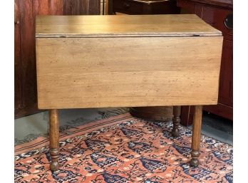 ANTIQUE DROP LEAF TABLE