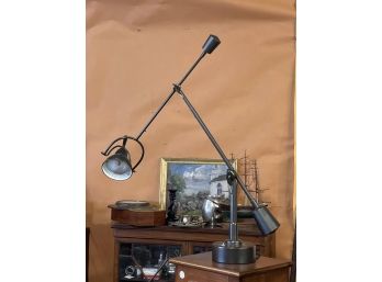 DESIGNER COUNTER BALANCE DESK LAMP