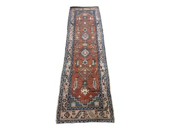 ANTIQUE HANDMADE PERSIAN WOOL RUNNER