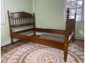 CUSTOM FULL SIZE PINE SPINDLE BED