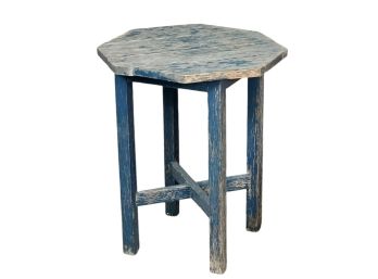 PAINTED OCTAGONAL PINE STAND