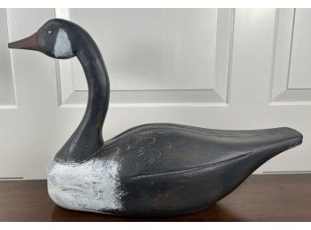 LARGE VINTAGE CARVED & PAINTED DUCK DECOY