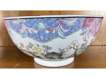 VINTAGE SIGNED CHINESE BOWL