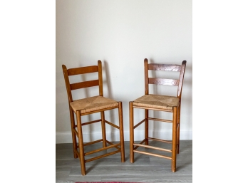 PAIR OAK RUSH SEAT LADDER BACK BAR STOOLS