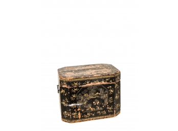 PAINT DECORATED CHINESE LACQUERWARE TEA CADDY