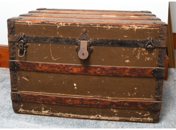 WOOD & CANVAS STEAMER TRUNK c 1910