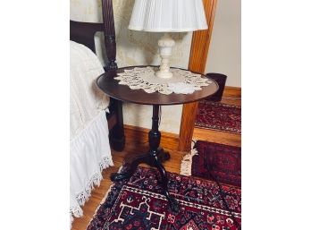 MAHOGANY TILT TOP TABLE