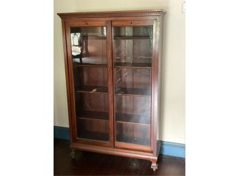 PAINE FURNITURE (2) DOOR GLASS BOOKCASE