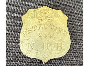 ANTIQUE NATIONAL DETECTIVE BUREAU BADGE