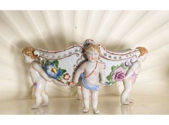 VON SCHIERHOLZ  'HANDMALEREI' CENTERPIECE w PUTTI