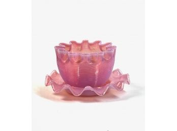 THREADED VENETIAN GLASS NOVELTY CUP & SAUCER