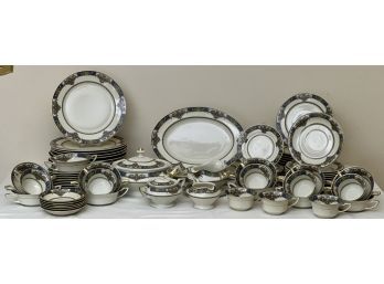 CONTINENTAL IVORY PORCELAIN DINNER SET