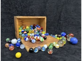 COLLECTION of VINTAGE MARBLES