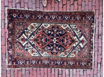 ANTIQUE ORIENTAL RUG