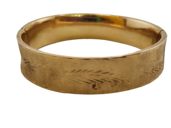 Vintage 14kt Gold Florentine Finish Bangle Bracelet (A5282)