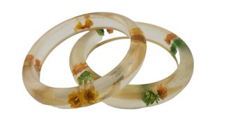 Vintage NOS Lucite Dried Flower Bangles Set Of 2 5/101