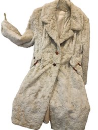 Vintage Faux Fur Unique  Ladies  Fantastique Coat