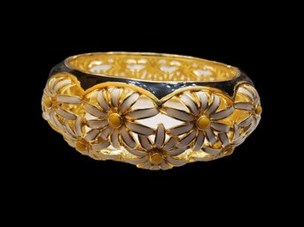 Pretty Domed Joan Rivers Enameled Daisy Bangle Bracelet (A4559)