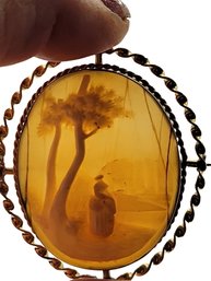 Unique Lady In The Park Spectacular 14kt Cameo Brooch (A2658)