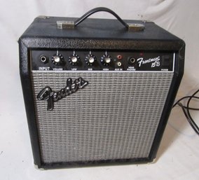 Fender Frontman 15B