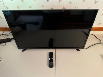 32' Samsung Television With Remote