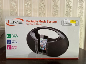 I Live Portable Music System With Original Box