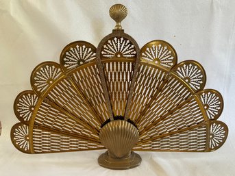 Vintage Brass Clam Shell Peacock Fan Folding Fireplace Screen