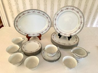 Set Of Noritake China - Glenwood Design