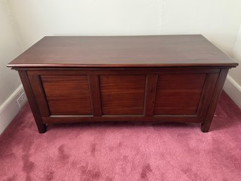 Cedar Lined Blanket Chest With Gentle Close Hinges