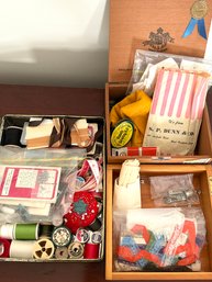 Vintage Sewing Notions Lot