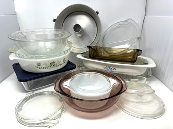 Collection Of Bakeware And Glass Bowls Including Pyrex