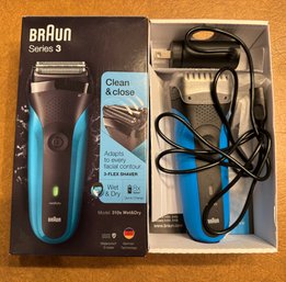 Braun Series 33 Flex Electric Wet / Dry Shaver