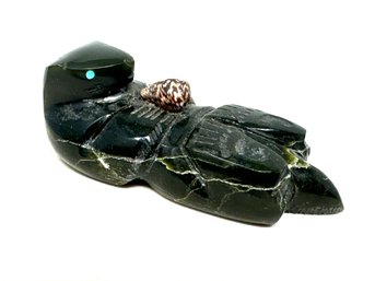 Zuni Otter Fetish In Jasper With Turquoise Eyes And Real Shell Signed By Artist Stewart Alonzo (BS)