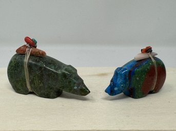 Pair Of Brightly Colored Zuni Bear Fetishes, Each With Bundle (DM)