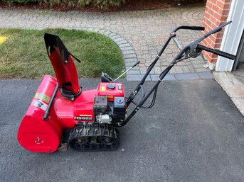 Honda HS622 Snowblower - UNTESTED