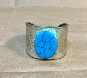 33. Vintage Silver Bangle Cuff Bracelet With Turquoise Center