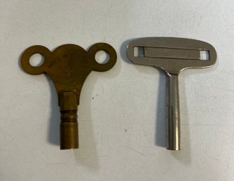 109. Vintage Clock Keys (2)